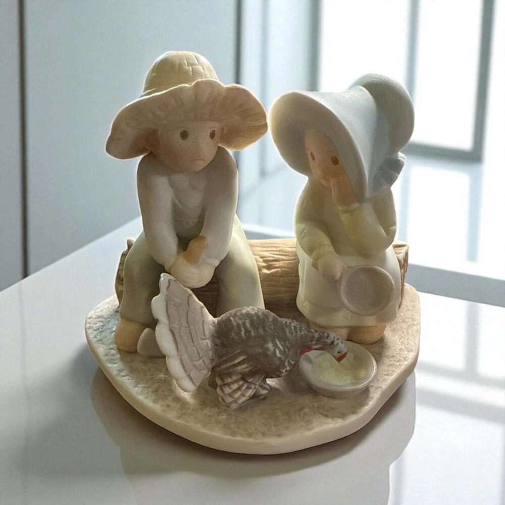 Circle of Friends HOMCO 1997 Thanksgiving Is Coming Figurine 1117